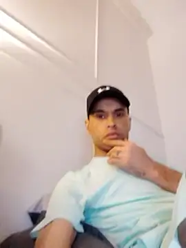 Snapshot of OiledAirplane74 chatting on 21, 2, 2026 OiledAirplane74 online show from 21, 2, 2026