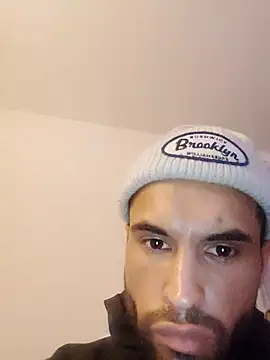 Snapshot of OiledAirplane74 chatting on 22, 3, 2026 OiledAirplane74 online show from 22, 3, 2026