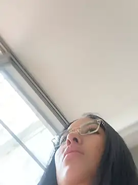 Snapshot of MegannNoireX chatting on 8, 5, 2026 MegannNoireX online show from 8, 5, 2026