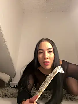 Snapshot of MegannNoireX chatting on 7, 7, 2026 MegannNoireX online show from 7, 7, 2026