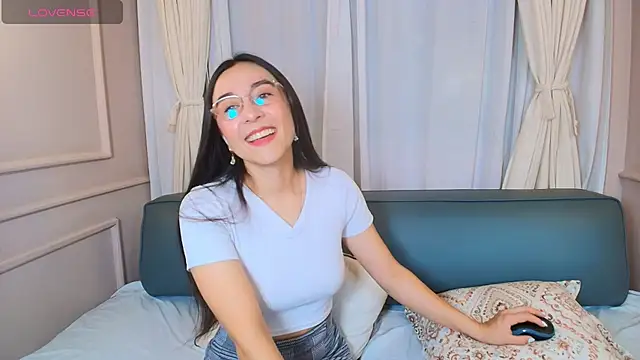 Snapshot of Dorothy_valerisse chatting on 13, 3, 2026 Dorothy valerisse online show from 13, 3, 2026