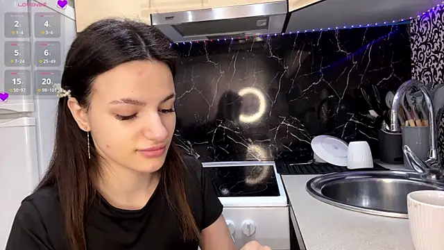 Kosandra k online show from 6, 4, 2026