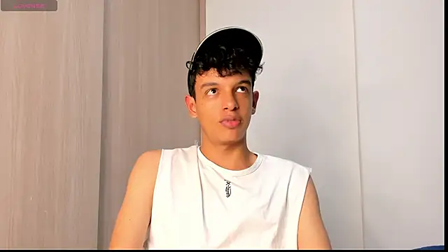 Maxfrost1 online show from 22, 2, 2026