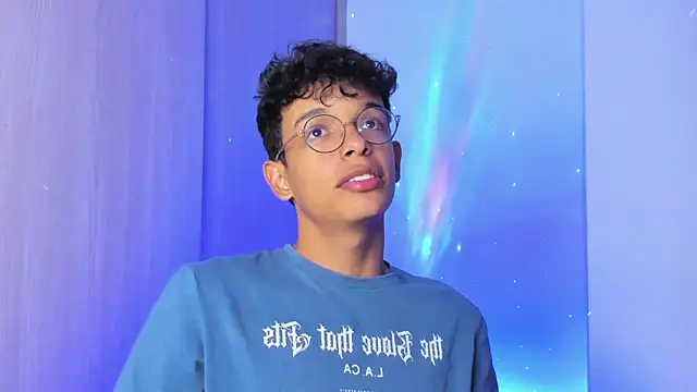 Maxfrost1 online show from 2, 4, 2026