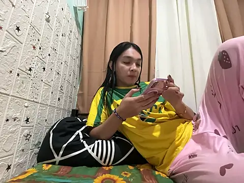 Snapshot of bigcock_farrah chatting on 23, 2, 2026 bigcock farrah online show from 23, 2, 2026