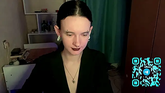 Snapshot of MabelDefina chatting on 18, 4, 2026 MabelDefina online show from 18, 4, 2026