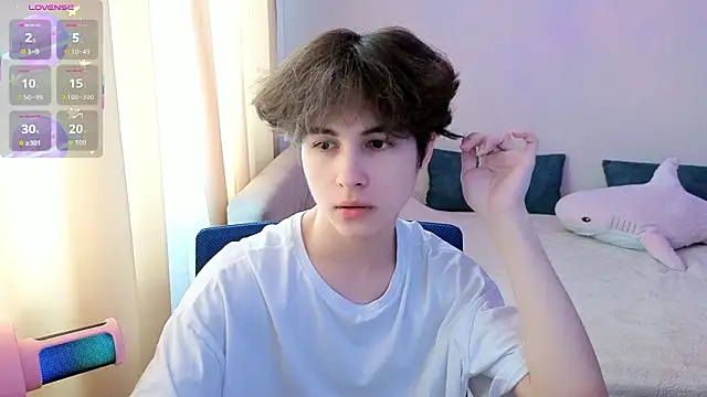 Snapshot of _LukaHayes_ chatting on 22, 2, 2026 LukaHayes online show from 22, 2, 2026