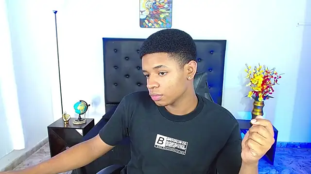 liiam3 online show from 13, 4, 2026