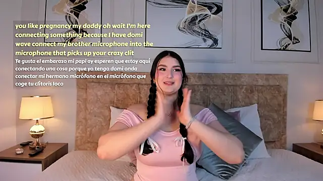 zoe moon   online show from 4, 4, 2026