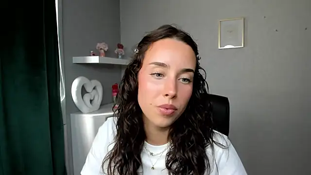 Snapshot of AdeleSolo chatting on 22, 6, 2026 AdeleSolo online show from 22, 6, 2026