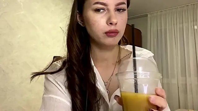 StephaniCute online show from 9, 4, 2026