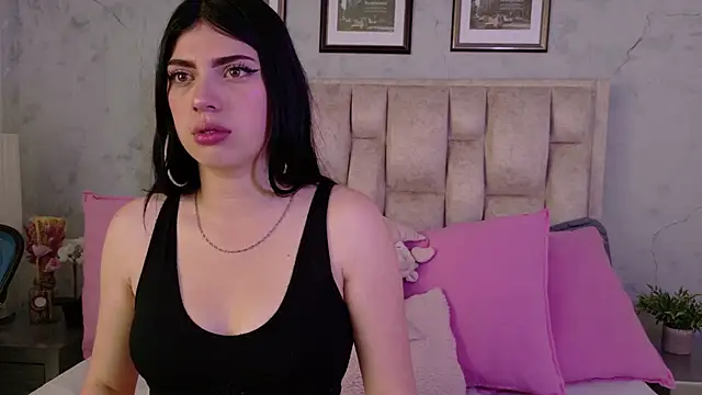 IsabellaRossi online show from 12, 4, 2026