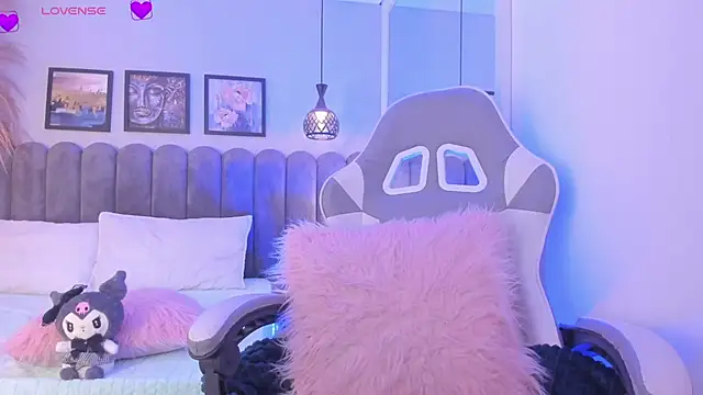 Bella  Peach online show from 3, 4, 2026