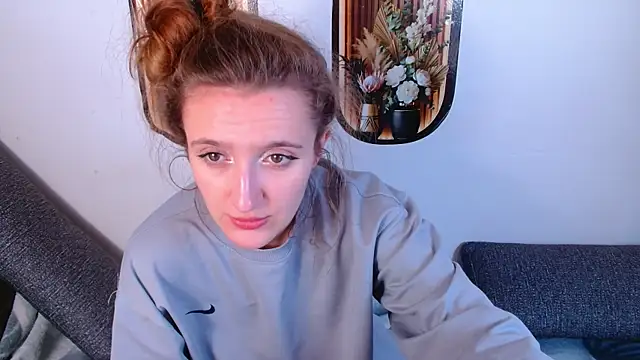 Snapshot of miay_here_ chatting on 8, 5, 2026 miay here online show from 8, 5, 2026