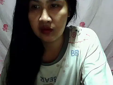 Sh1nbae22 online show from 24, 4, 2026