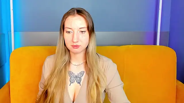 Snapshot of JollyBlondy chatting on 24, 2, 2026 JollyBlondy online show from 24, 2, 2026