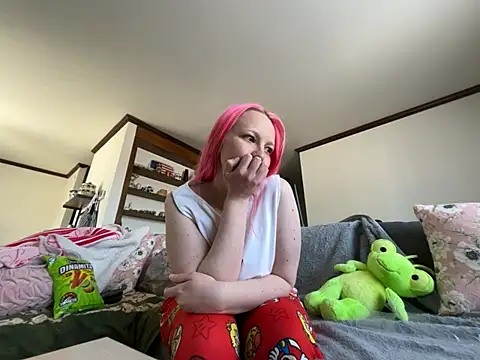 Snapshot of pinkhairfun16 chatting on 1, 3, 2026 pinkhairfun16 online show from 1, 3, 2026