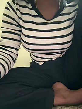 meenu cuties online show from 22, 3, 2026