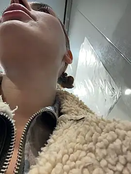 NaughtyChloeee online show from 25, 3, 2026