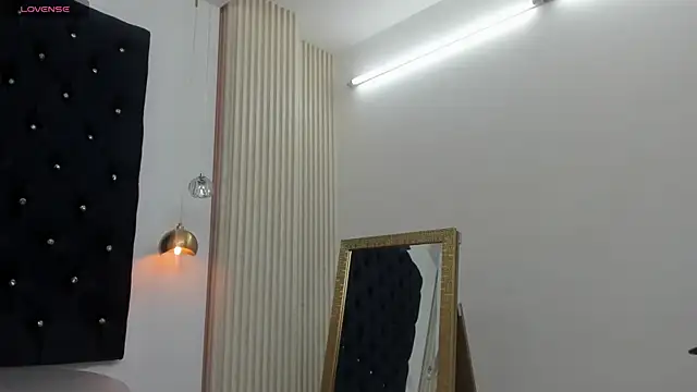 Snapshot of MaddyWright chatting on 25, 2, 2026 MaddyWright online show from 25, 2, 2026