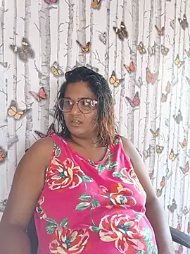 Snapshot of indianstrawberrylips4u chatting on 24, 5, 2026 indianstrawberrylips4u online show from 24, 5, 2026