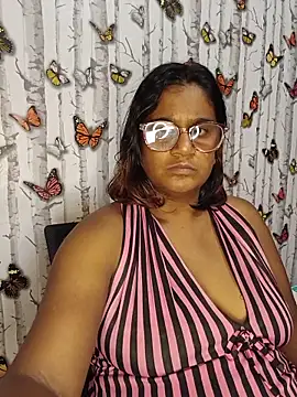 Snapshot of indianstrawberrylips4u chatting on 26, 5, 2026 indianstrawberrylips4u online show from 26, 5, 2026