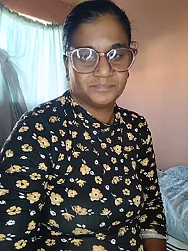 Snapshot of indianstrawberrylips4u chatting on 6, 7, 2026 indianstrawberrylips4u online show from 6, 7, 2026