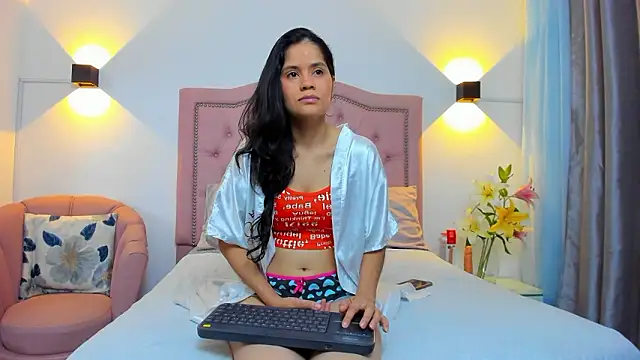 Snapshot of Paulynavera chatting on 20, 3, 2026 Paulynavera online show from 20, 3, 2026