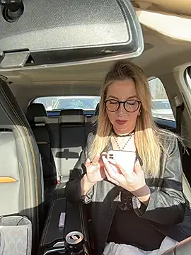 LisaMurr online show from 21, 3, 2026