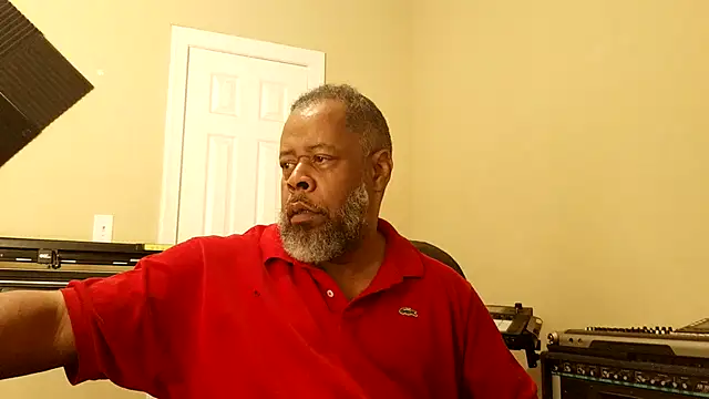 Cleozevo1961 online show from 3, 4, 2026