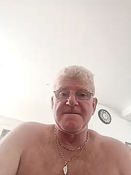 Snapshot of olivbisoumis chatting on 19, 2, 2026 olivbisoumis online show from 19, 2, 2026