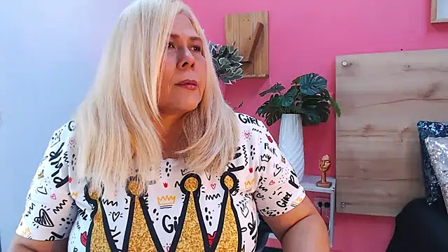 Snapshot of eva_colen50 chatting on 3, 7, 2026 eva colen50 online show from 3, 7, 2026