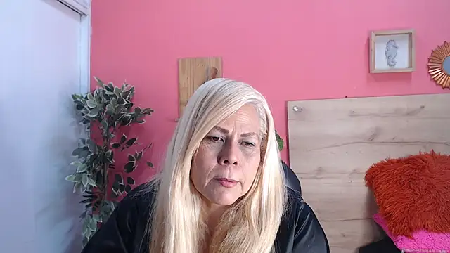 Snapshot of eva_colen50 chatting on 1, 8, 2026 eva colen50 online show from 1, 8, 2026