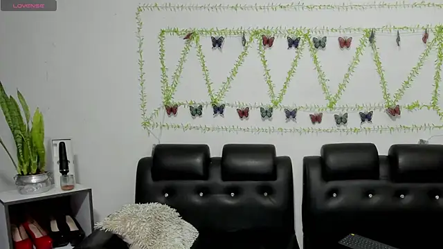 aria-voss online show from 13, 4, 2026