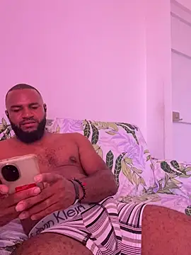 Snapshot of el_guille1 chatting on 16, 3, 2026 el guille1 online show from 16, 3, 2026