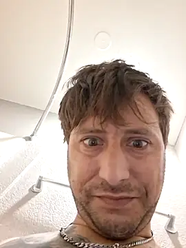 Snapshot of MrDaddyBlase89 chatting on 4, 3, 2026 MrDaddyBlase89 online show from 4, 3, 2026