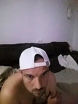 Snapshot of morenitoymorena chatting on 6, 4, 2026 morenitoymorena online show from 6, 4, 2026