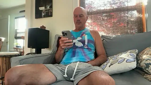Snapshot of Guy__Grey chatting on 10, 6, 2026 Guy Grey online show from 10, 6, 2026