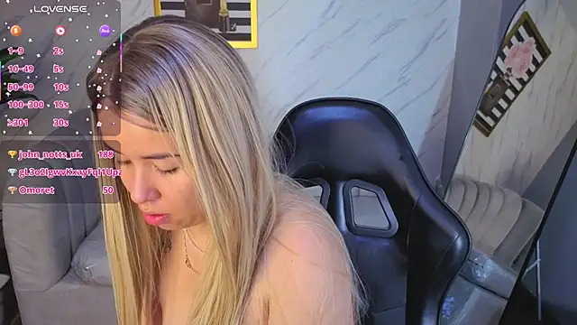 Snapshot of Kylia_a chatting on 23, 7, 2026 Kylia a online show from 23, 7, 2026