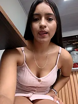 Snapshot of DulceCaroX chatting on 29, 6, 2026 DulceCaroX online show from 29, 6, 2026