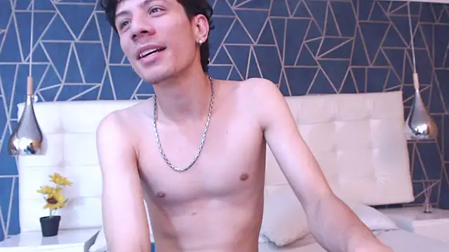 Snapshot of LeoFeniix chatting on 26, 2, 2026 LeoFeniix online show from 26, 2, 2026