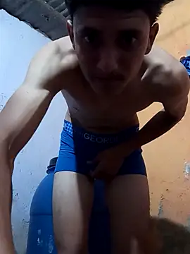 Snapshot of sexoduro_1 chatting on 26, 2, 2026 sexoduro 1 online show from 26, 2, 2026