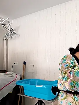 sara cute so online show from 5, 4, 2026