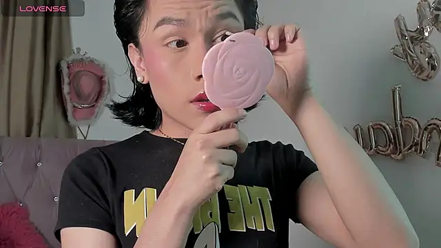 valentine sweety online show from 14, 3, 2026