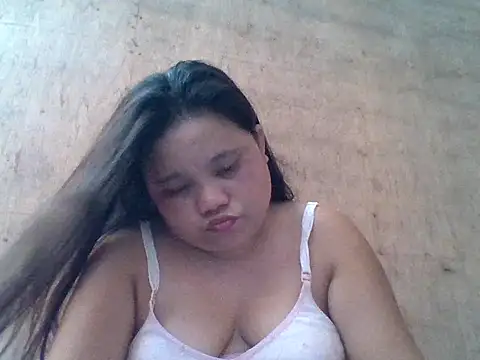 sweetlyn31 online show from 14, 4, 2026