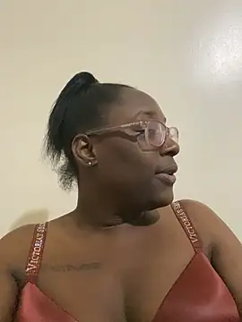 Snapshot of Sinfulwaterfalls chatting on 10, 6, 2026 Sinfulwaterfalls online show from 10, 6, 2026