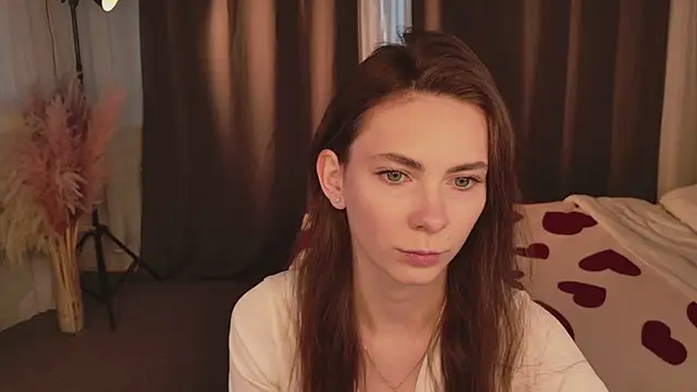 Scarlet Muse  online show from 27, 2, 2026