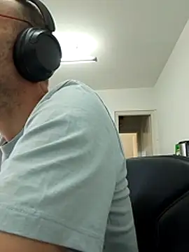 Snapshot of truble78 chatting on 17, 7, 2026 truble78 online show from 17, 7, 2026