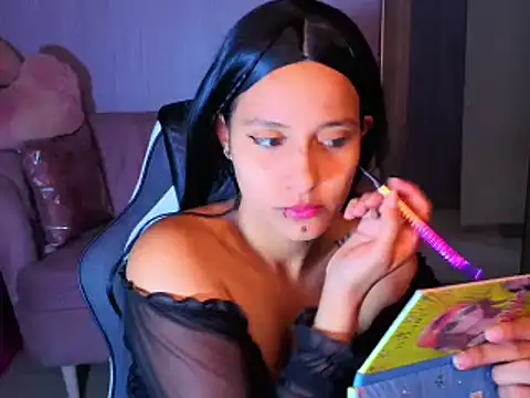 Mia belve a online show from 8, 4, 2026