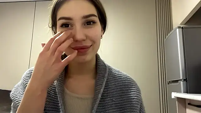 Snapshot of HypnoticEyeys chatting on 21, 2, 2026 HypnoticEyeys online show from 21, 2, 2026